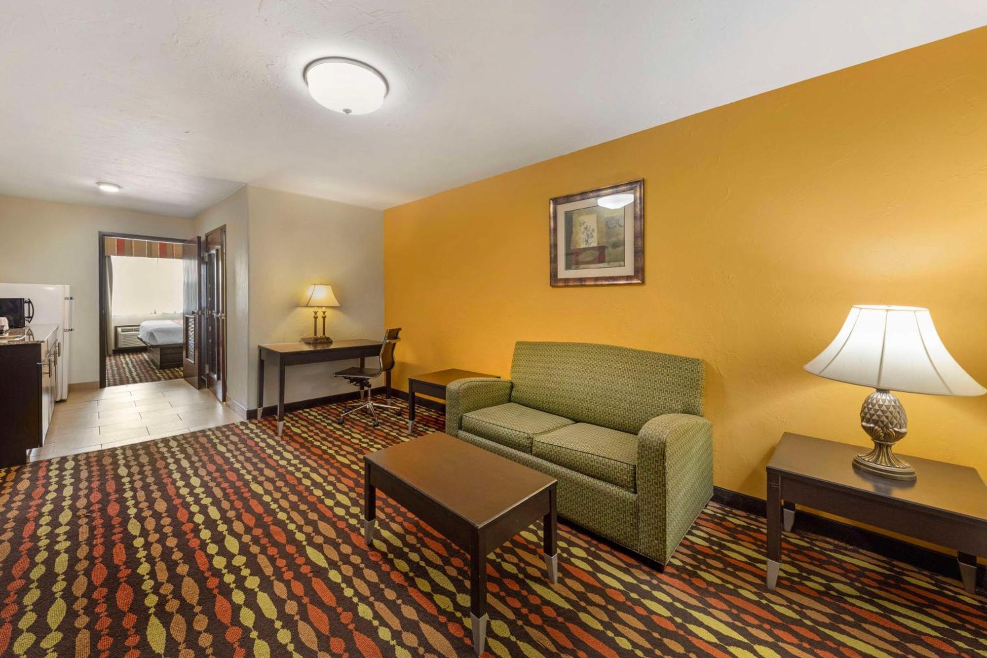 Best Western Greentree Inn & Suites Moore Exteriér fotografie