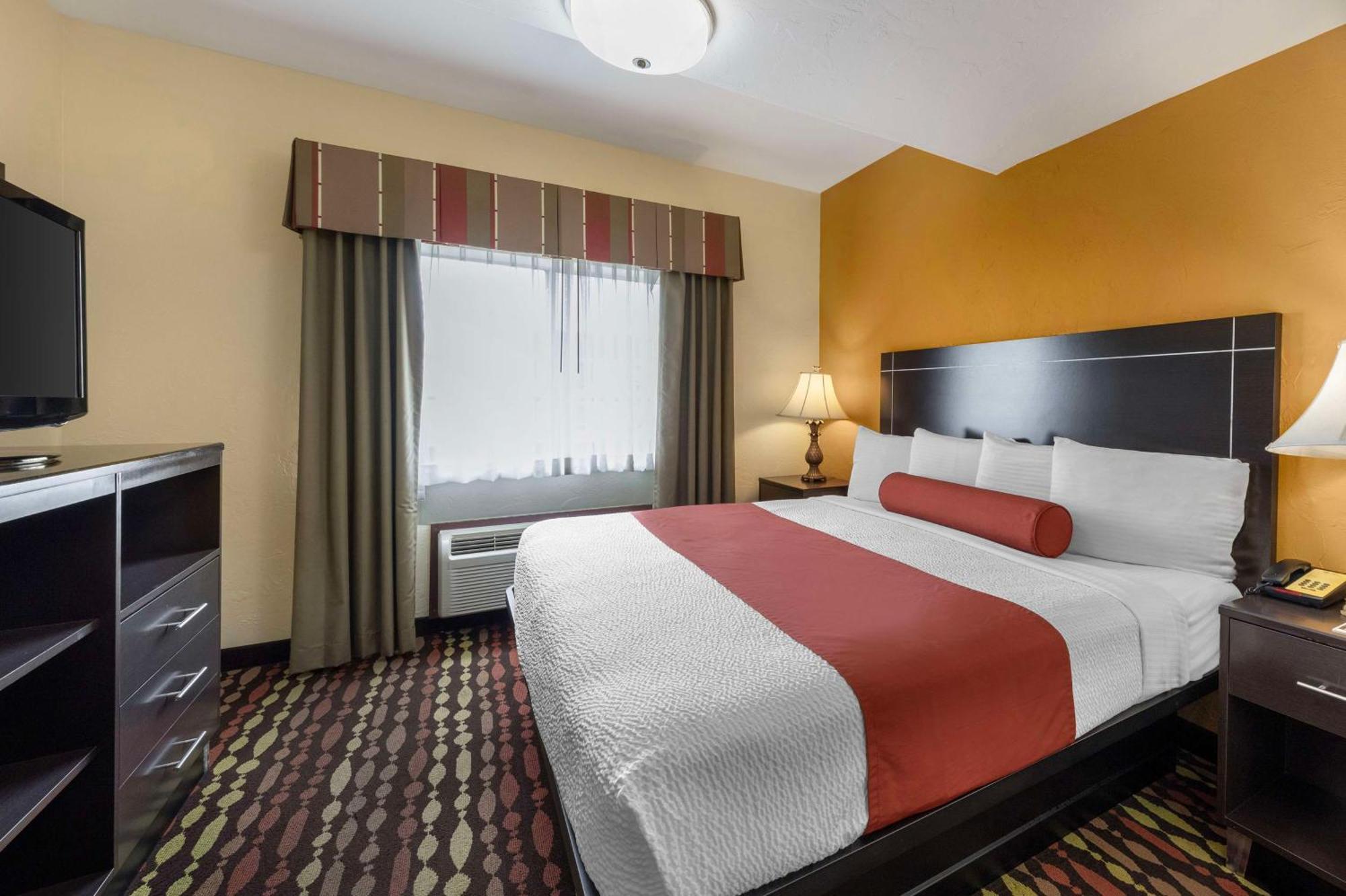 Best Western Greentree Inn & Suites Moore Exteriér fotografie