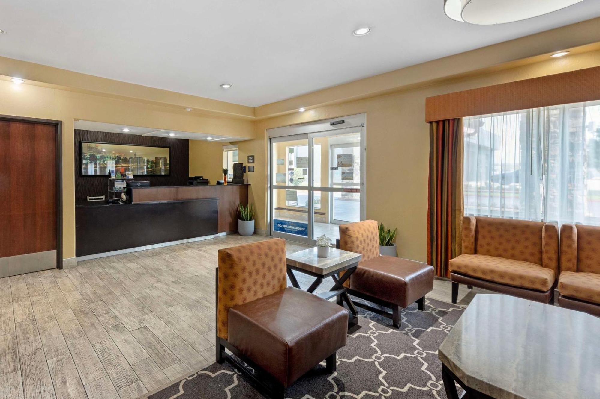 Best Western Greentree Inn & Suites Moore Exteriér fotografie