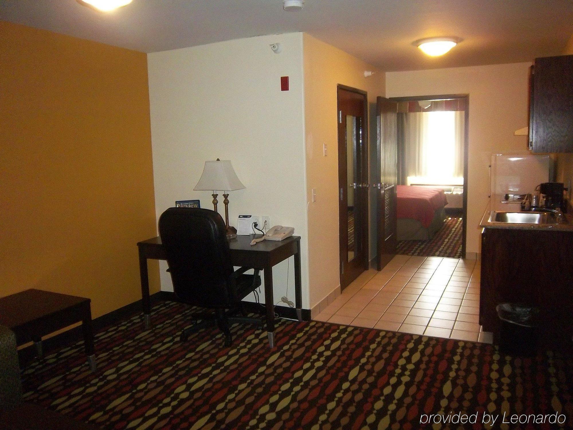 Best Western Greentree Inn & Suites Moore Exteriér fotografie